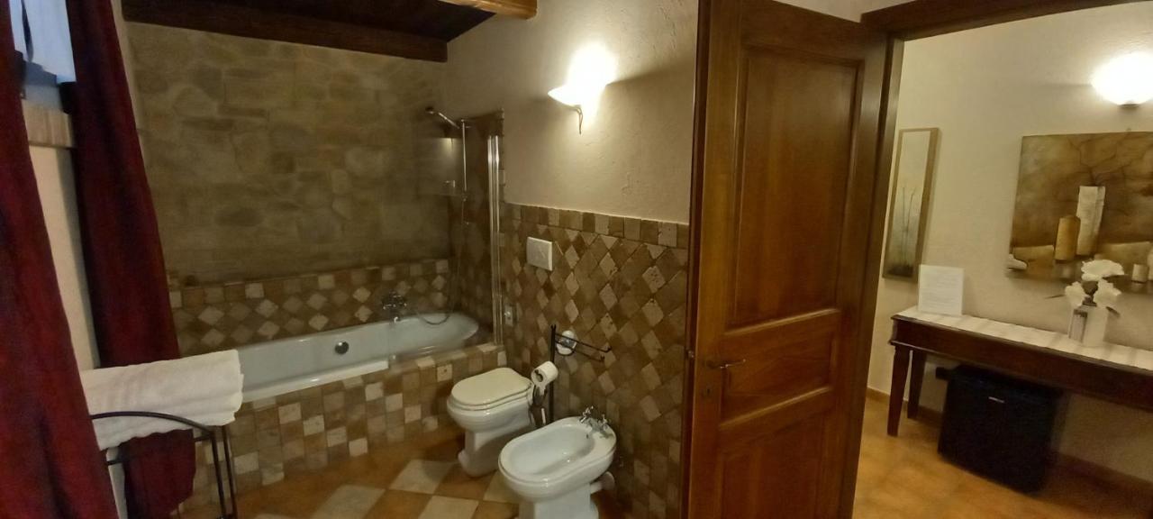 Villa Laura B&B 弗萨诺 外观 照片