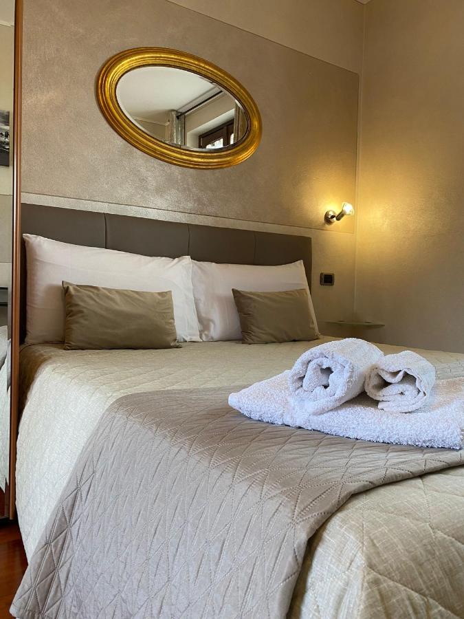 Villa Laura B&B 弗萨诺 外观 照片