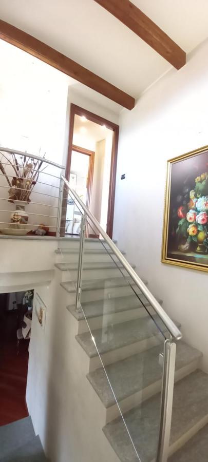 Villa Laura B&B 弗萨诺 外观 照片