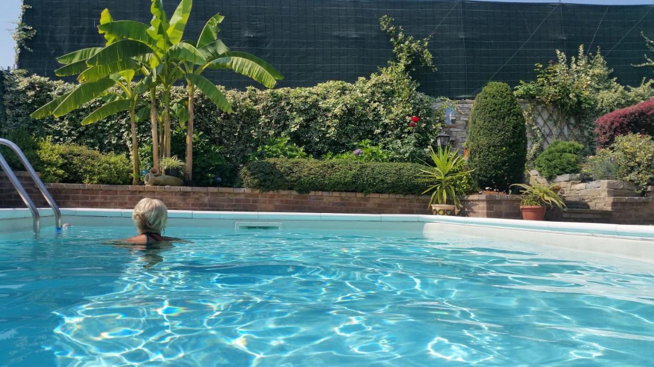 Villa Laura B&B 弗萨诺 外观 照片
