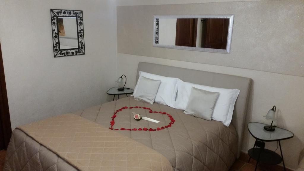 Villa Laura B&B 弗萨诺 外观 照片